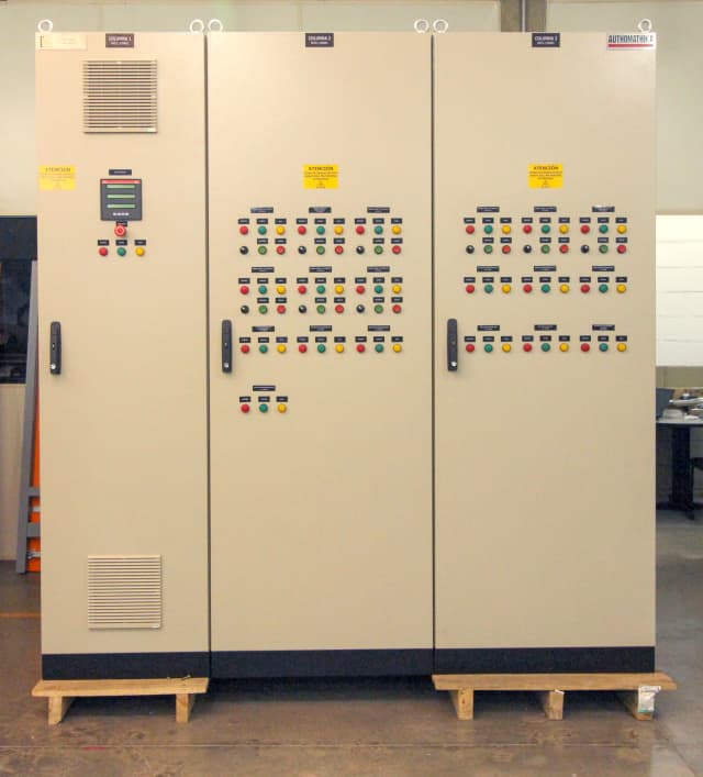 Painéis Elétricos e Eletrocentros - 6